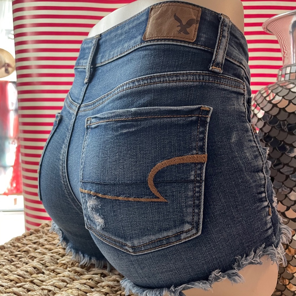 American Eagle Shorts - Picture 4 of 4